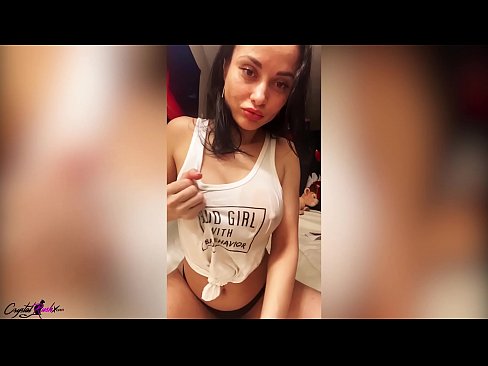 ❤️ Mulher bonita e peituda a masturbar-se e a acariciar as suas mamas enormes numa camisola molhada Porno porno em nós pt.higlass.ru